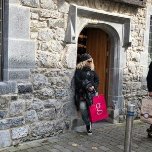 Meet your Posher, Jade